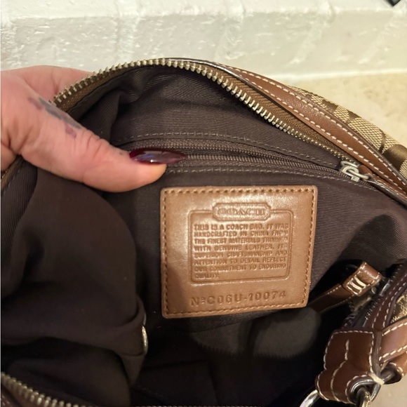 Vintage Coach Signature Shoulder Hobo Bag - Picture 4 of 6